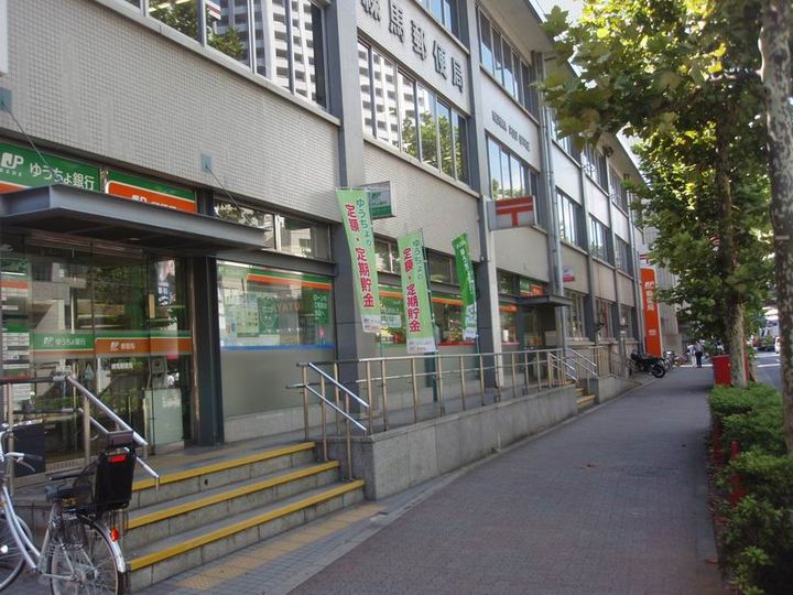 メゾンドグリュIIIの周辺