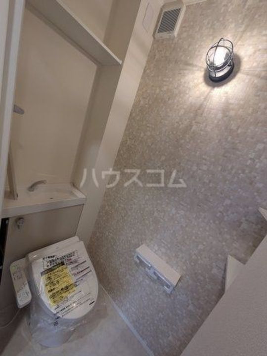 Tear La 有東の内装