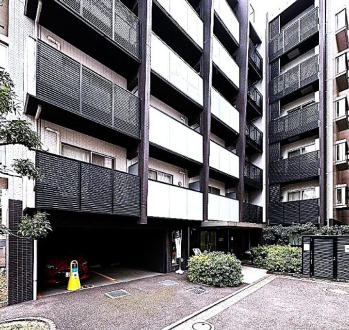 東京都世田谷区大原2(マンション)の賃貸物件の外観