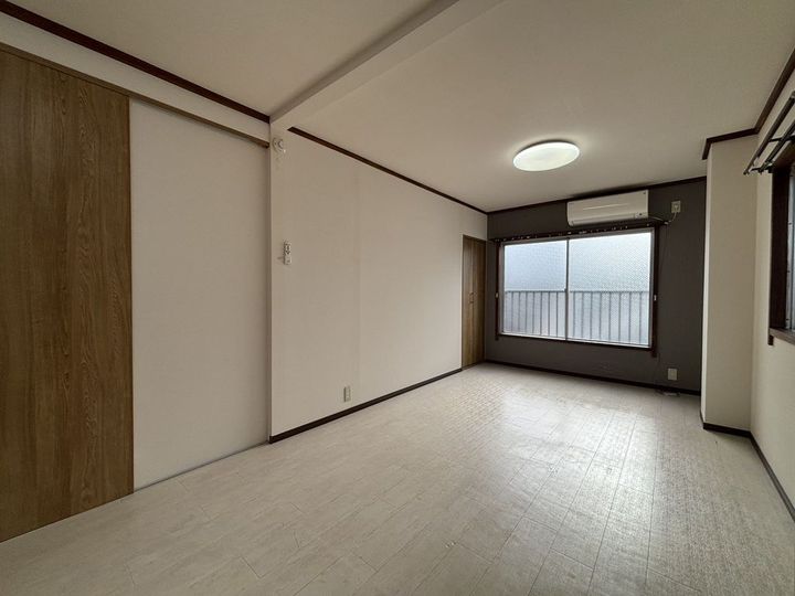 ハラハイツの内装