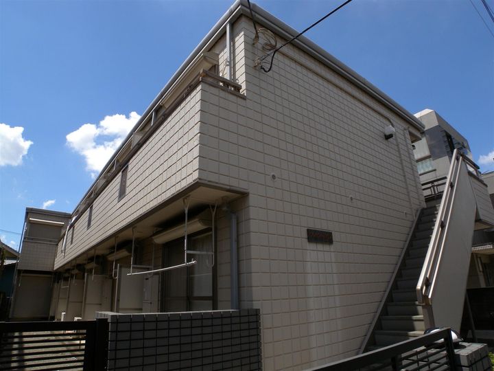 クレセントハウスの外観