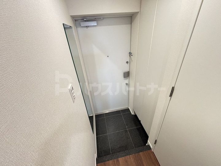 アジールコート練馬中村橋の玄関