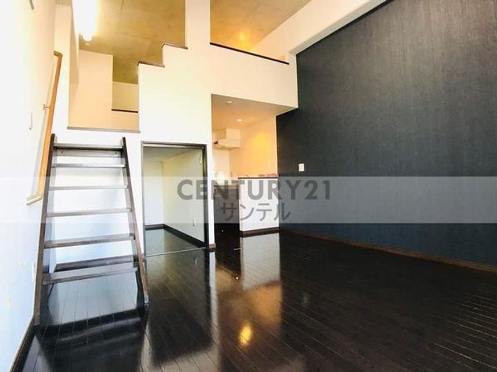 アルテマイスターデュノンの居間