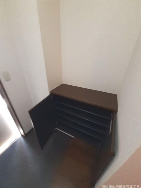 コスモスの玄関