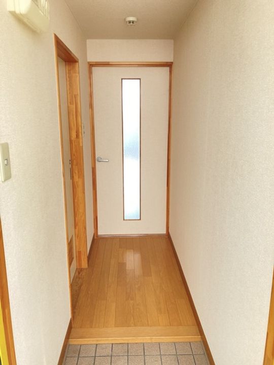 VAULTSの玄関