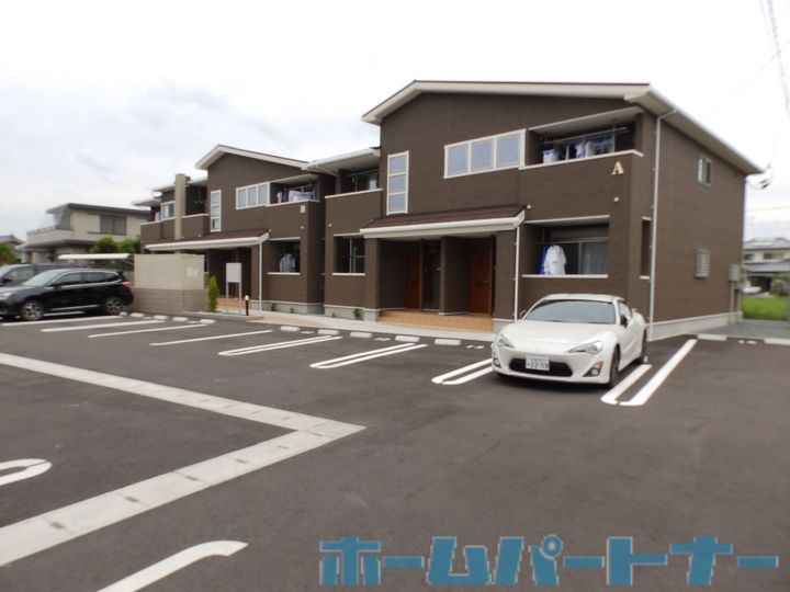 グレイスフル江川 A棟の外観