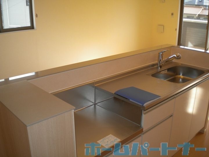 グレイスフル江川 A棟のキッチン
