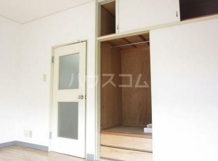 フラット田園の内装