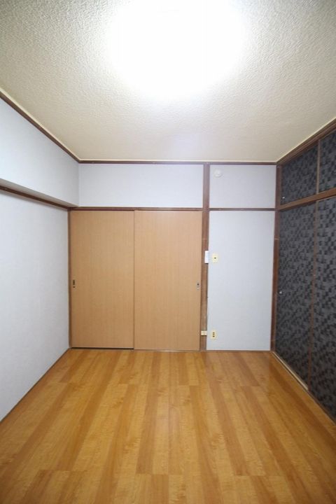 ロイヤルハイツ福山の内装