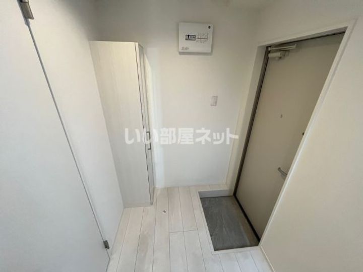 サンライズ十条の玄関
