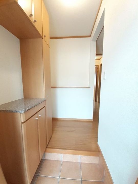 広島県三次市西酒屋町(アパート)の賃貸物件の玄関