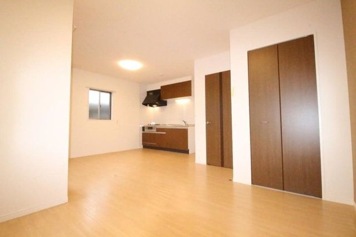 埼玉県八潮市大字大瀬(アパート)の賃貸物件の居間