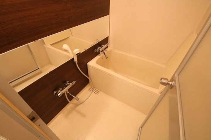 エミナンス ドゥ ファミーユ A棟の風呂