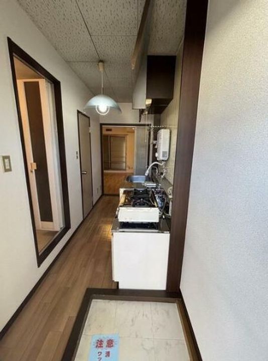 大塚ハイツの玄関