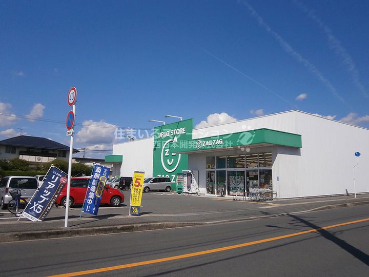 アーバンコートDの周辺