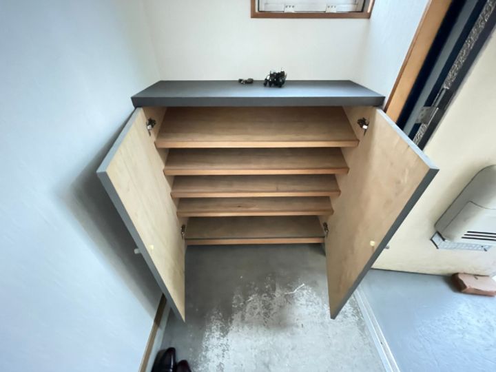 アイコウハイツの玄関