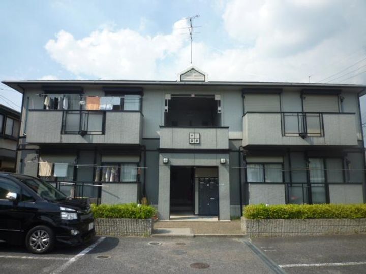 サンビレッジ杉山の外観