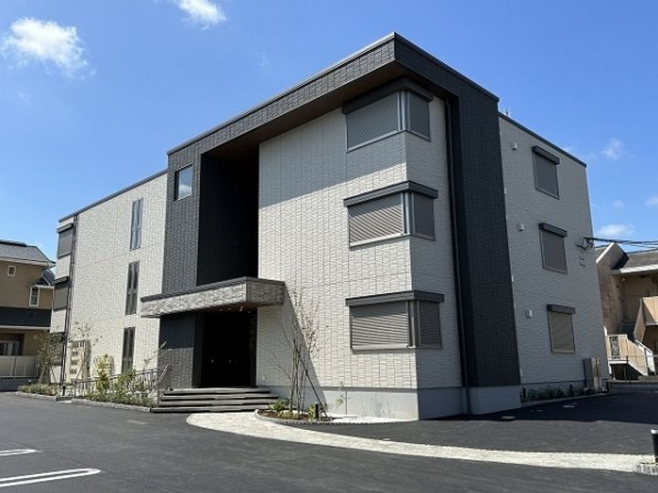 ラヴォラーレの外観