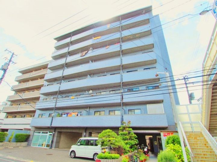 ピュアハイツの外観