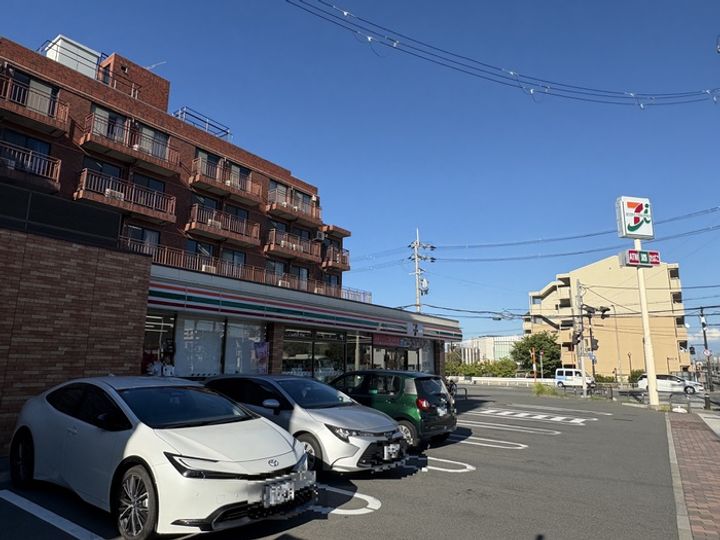 レ・リーヴルの周辺