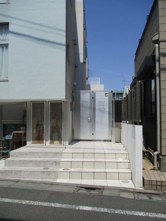 ニューディレクトレジデンス学芸大学の地図