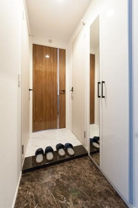 ラフィネ千早の玄関