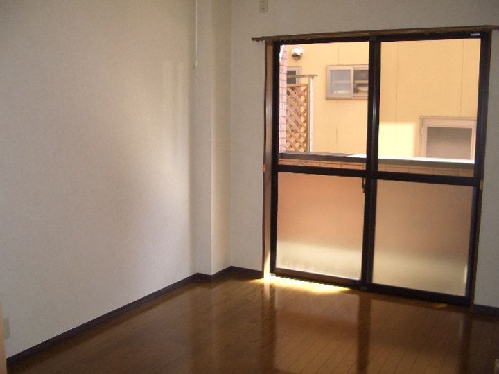 ヴェルドミールの内装