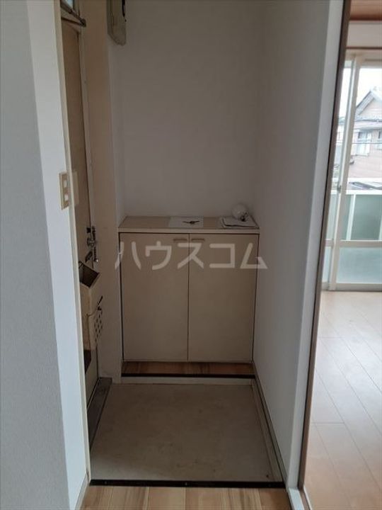 今仁コーポの玄関