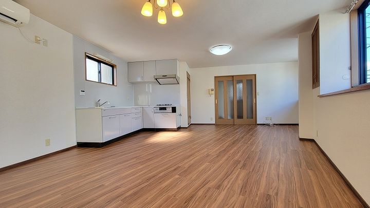 東京都足立区梅田4(一戸建)の賃貸物件の居間