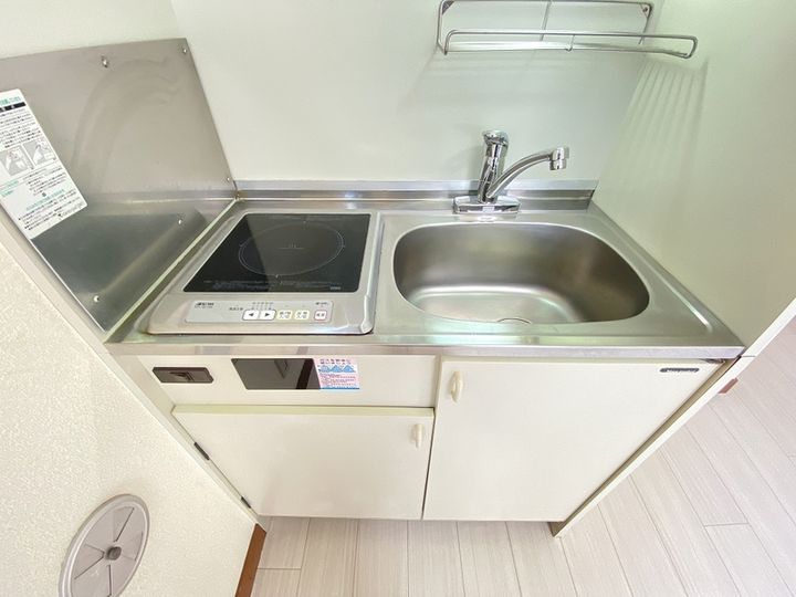 遠山ビルのキッチン