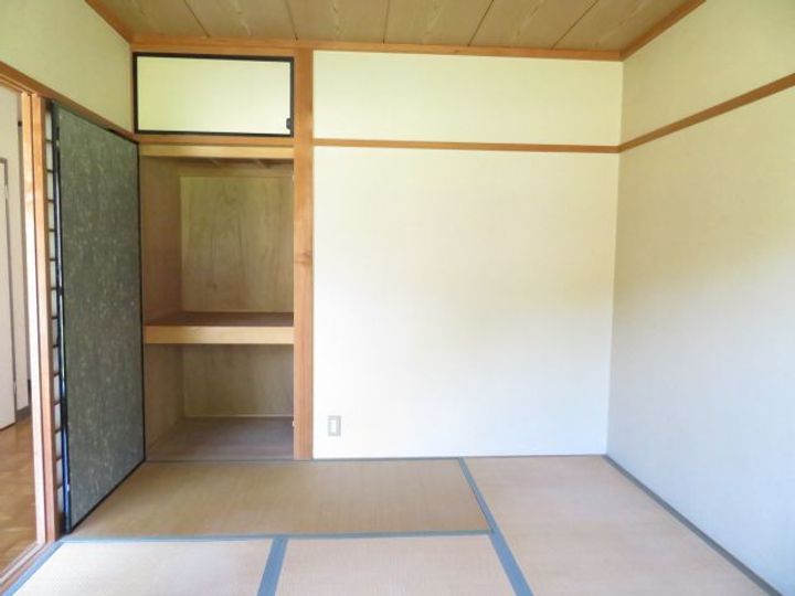 プラザハイツIIの内装