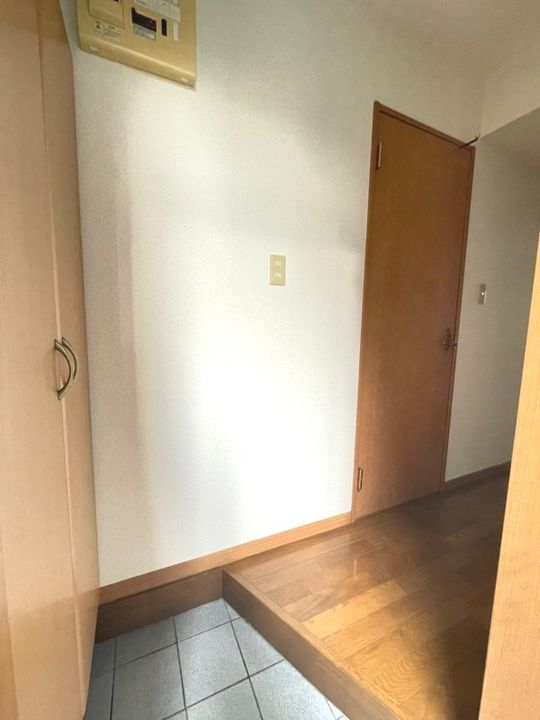 エトワール・旭の玄関