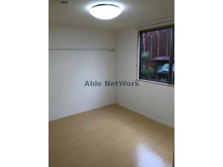 ファインプレイス羽衣の居間