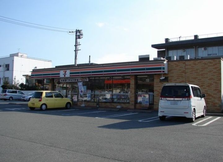 ベルハーモニーA棟の周辺