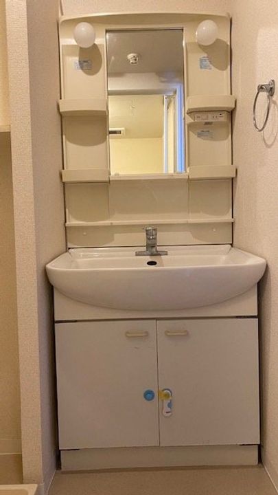 神奈川県横浜市鶴見区鶴見中央3(マンション)の賃貸物件の内装