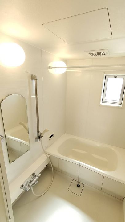 レ・クラヴィエAの風呂