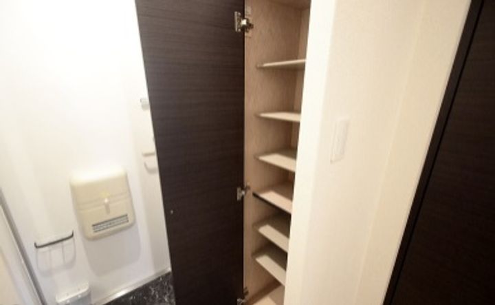 クレイノグランシャリオの玄関