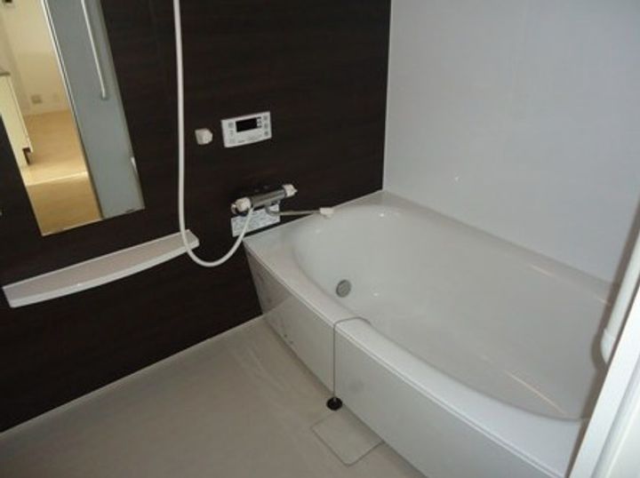 ベルソレイユIの風呂