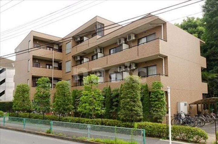 アルカサル国立の外観