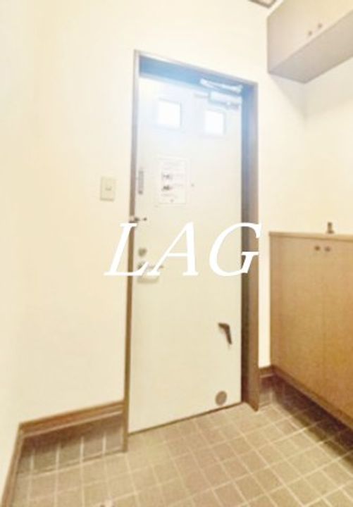 東京都日野市豊田2(一戸建)の賃貸物件の玄関