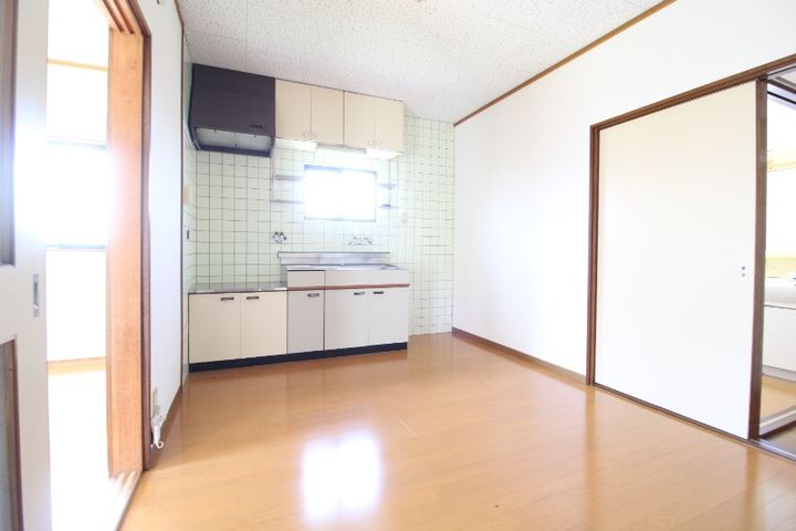ハイツ優の居間