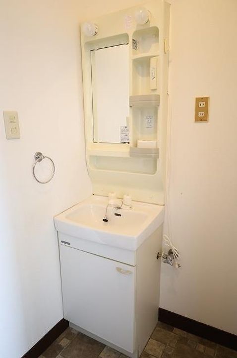 松が丘1丁目21-5 借家の内装