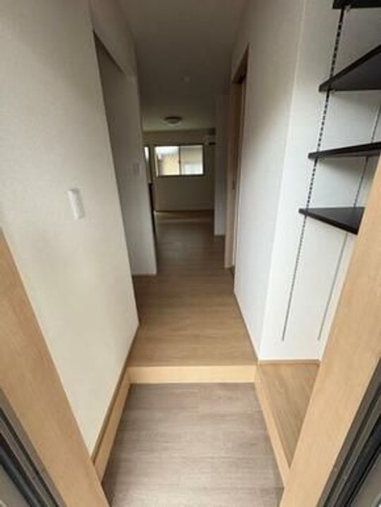 ワンにゃんハウスティラーノ1番館の玄関