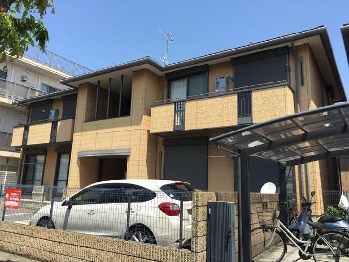 リファインド二ツ屋A 角の外観