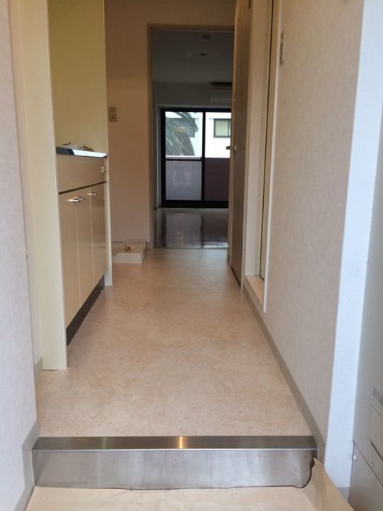 大阪府大阪市東成区中道1(マンション)の賃貸物件の玄関