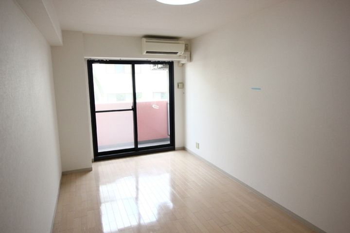 大阪府大阪市東成区中道1(マンション)の賃貸物件の居間