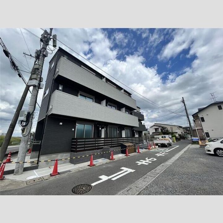 埼玉県吉川市木売2(アパート)の賃貸物件の外観