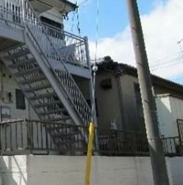 神奈川県横浜市瀬谷区阿久和東2(アパート)の賃貸物件の地図