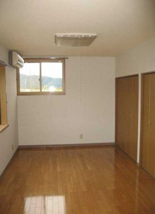 フレンドリーなでしこの居間