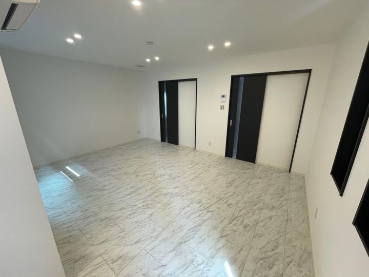 HELMES(ヘルメス)のその他画像